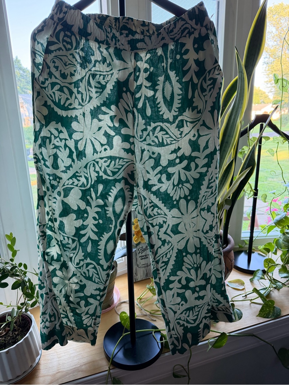 Rachel Zoe Teal and White Floral-Print Men’s Elastic-Waist Joggers